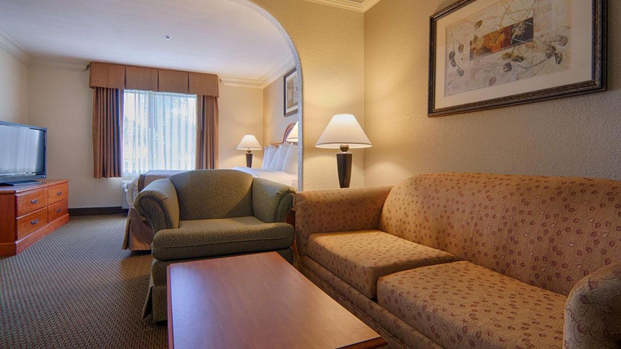 Best Western Isabelle Court Galliano Экстерьер фото